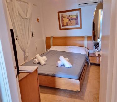 Nerantza Apartment | Korinthian Sea View: Guest Rated 9.5/10, Your Coastal Escape