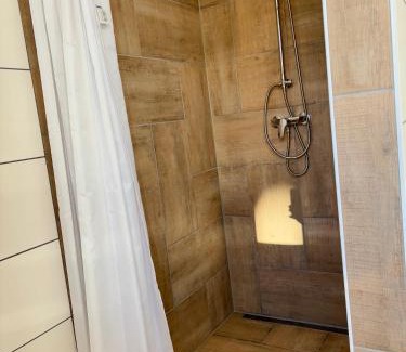 Gleisen House | Cozy Kornkäfer Kleinmockritz with Ocean View & Family Amenities