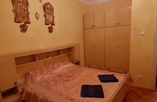 Yavory Apartment | Discover Family-Friendly Comfort at Корольова 14