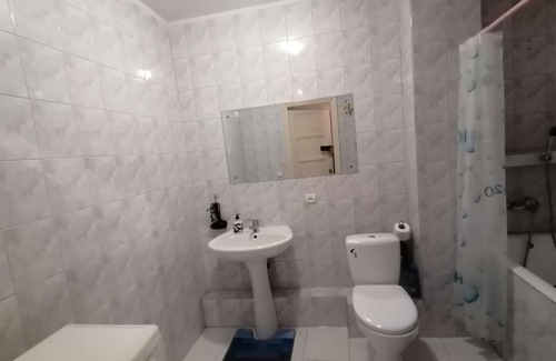 Yavory Apartment | Discover Family-Friendly Comfort at Корольова 14