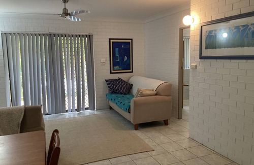 Korora Villa | Korora Gem: Family and Pet-Friendly Retreat Awaits