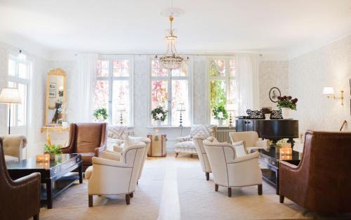 Leksand House | Discover Korstäppans Herrgård: Pet-Friendly Oceanfront Retreat