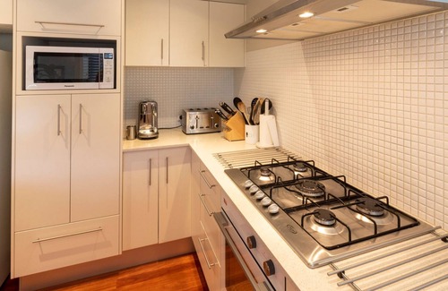 Hyams Beach House | Discover Koru at Hyams: Oceanfront Escape with Late Checkout