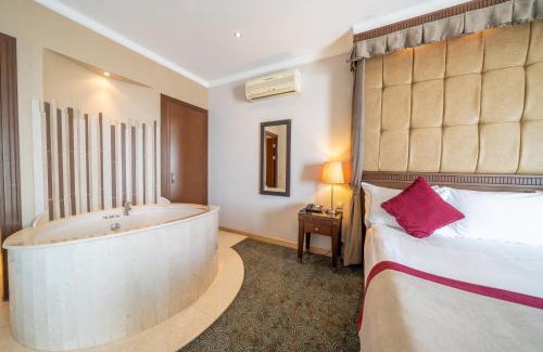 Kusadasi City Centre Resort | Delight in Oceanfront Elegance at Korumar Hotel Deluxe