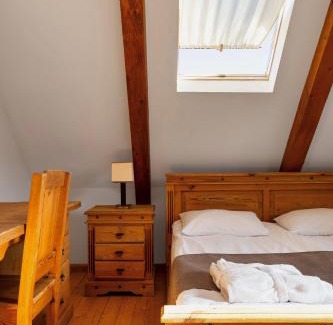 Tatariv Resort | Discover Korunka: Pet-Friendly Retreat with Pool & Spa