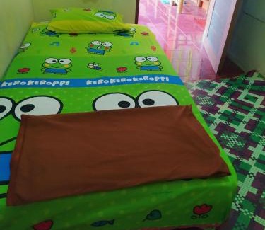 Tasikmalaya House | Discover Kosan Syariah Mas Slamet: Pet-Friendly Retreat