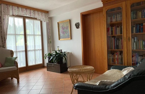 Fresing Hotel | Pet-Friendly Koschak Wirt & Weinbauer with Breakfast Included