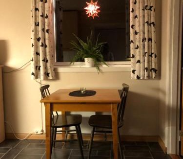 Atra Apartment | Cozy Apartment in Austbygde with Wifi and Pet-Friendly Access