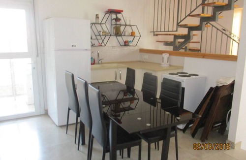 Jerusalem Apartment | Stunning Kosher Apartment with Panoramic Views & Breakfast