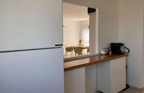 Netanya Apartment | Beachfront Apartment Ideal for a Kosher Passover Retreat