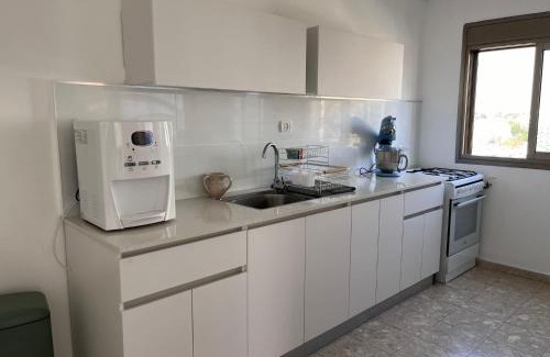 Netanya Apartment | Beachfront Apartment Ideal for a Kosher Passover Retreat