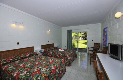 Lelu Village Resort | Discover Kosrae Nautilus Resort with Pool and Family Amenities