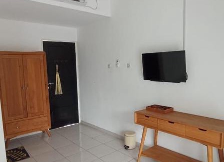 Tembalang House | Cozy Kost Exclusive Rindang with Hot Tub & Breakfast