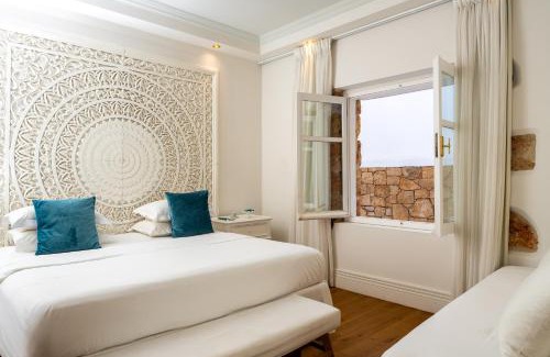 Malia House | Relax at Kostis Parthenis Residence with Private Beach Access