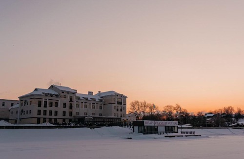 Kostroma Hotel | Discover Kostroma Hotel Golden Ring: 4-Star Family Getaway