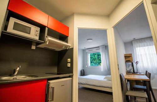 Jamin Apartment | Welcoming KOSY Appart'hôtel Le Champ De Mars in Reims