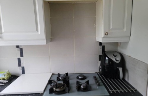 Falconwood and Welling House | Kosy Roomz - Rooms Only