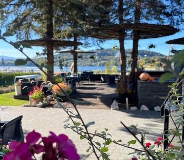 Grodek Nad Dunajcem Resort | Experience Koszarka Venue & SPA: Oceanfront Relaxation Awaits