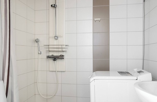 Kamppi Apartment | Stylish Kotimaailma Apartments in Vibrant Kamppi Area