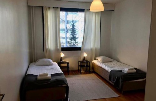 Keskinen District Apartment | Discover Kotimaailma: Ideal Retreat Near Käpylä, Helsinki