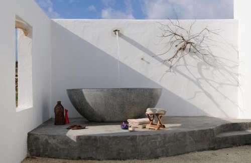 Koufonisia Villa | Discover Koufonisi Villas: Oceanfront Getaway Awaits You