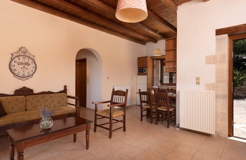 Mylopotamos Villa | Discover Koules Estate-Narcissus: Nature Retreat with Pool