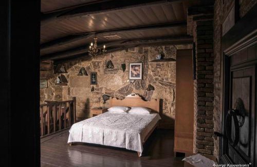 Malevizi Apartment | Cozy Koumos Stone Villas: Family-Friendly Retreats Await