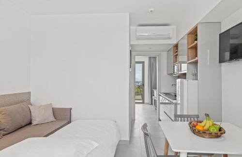 Haraki Hotel | Discover KOUROS STONE SUITES: Oceanfront Bliss Awaiting