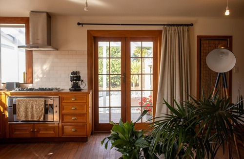 Kaikoura Cottage | Kowhai Cottage - Historic Home with Pet-Friendly Perks