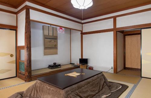 Koya House | Discover Koyasan Shukubo Sainanin: Family-Friendly Retreat