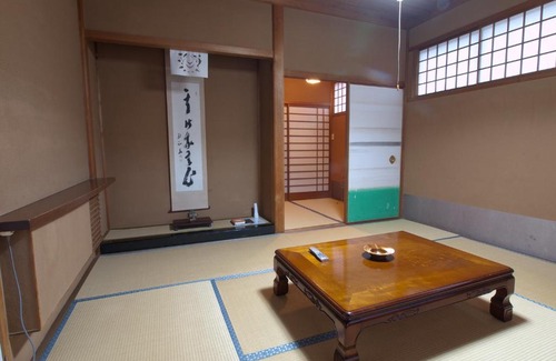 Koya House | Discover Koyasan Shukubo Sainanin: Family-Friendly Retreat