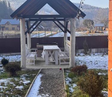 Mykulychyn House | Pet-Friendly Kozarik: Oceanfront Retreat with 9.8 Rating