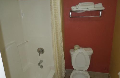 Columbus Hotel | Cozy Kozy Inn: Family-Friendly Retreat for Your Getaway