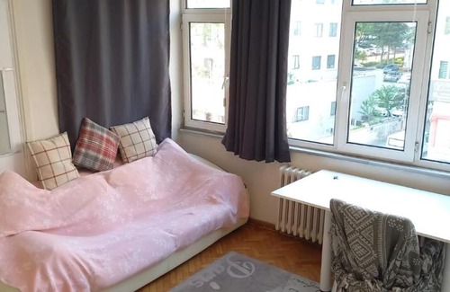 Kozyatagi House | Cozy Kozyatagi Apartment with Shared Amenities in Kadıköy