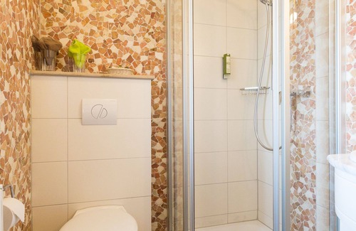 Nohra Hotel | Discover Kräuterhotel Garni zur Klostergrotte: 9.8 Rated Escape