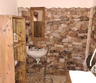 Branisovice Hotel | Discover Krčma Hotel U Císařské Cesty - Rated 9/10!