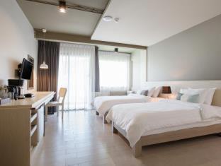 Ao Nang Resort | Relax at Krabi La Playa Resort with Oceanfront Views