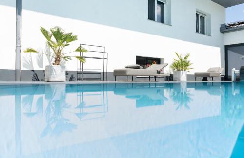 Illmitz Apartment | Experience KRACHER Guesthouse No. 8: Oceanfront Retreat