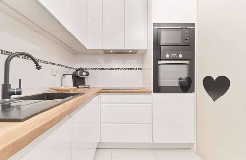 Krzyki Apartment | Exceptional Two Bedroom Apartment at Krakowska 84/71