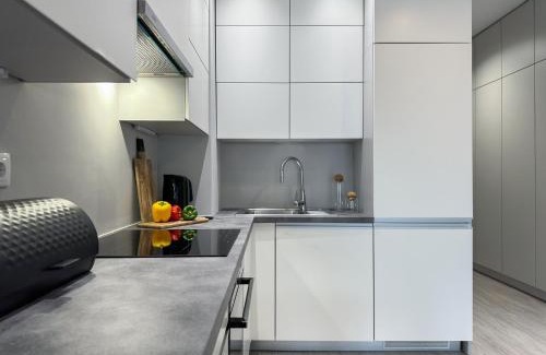 Debniki Apartment | Krakowski zakątek- Apartament premium z garażem