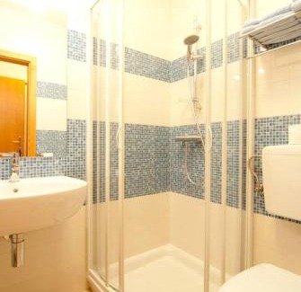 Nova Gorica Bed & Breakfast | Family-Friendly Getaway at Kraljič - Primož Čotar