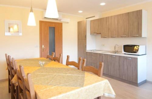 Nova Gorica Bed & Breakfast | Family-Friendly Getaway at Kraljič - Primož Čotar