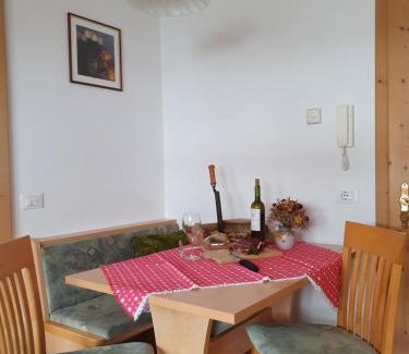 Mareo Apartment | Pet-Friendly Kramerhof: Highly Rated Getaway for Families