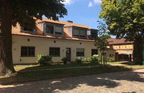 Wunsdorf Apartment | Experience Kranichhof: Pet-Friendly Oceanfront Retreat