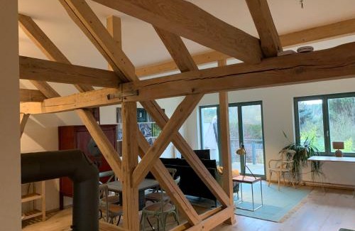 Wunsdorf Apartment | Experience Kranichhof: Pet-Friendly Oceanfront Retreat