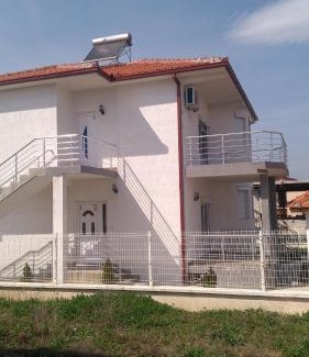 Nov Dojran Apartment | Welcoming Krapce - Lake View Apartments with Family Amenities