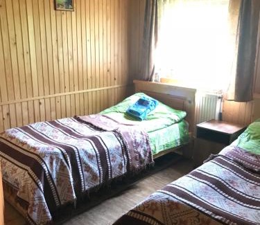 Snidavka House | Discover Krasa Karpat: Pet-Friendly Retreat with Hot Tub