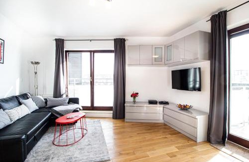Zoliborz Apartment | Cozy Krasińskiego Żoliborz Apartment - Child Friendly Retreat
