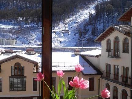 Gorki Gorod Apartment | Top-Rated Krasnaya Polyana Apartment with Hot Tub & Breakfast