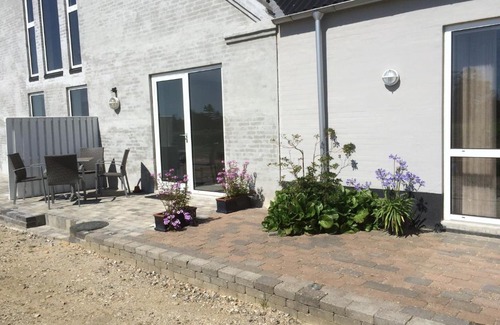 Herning Apartment | Top-Rated Kratgaardens Apartment with Family-Friendly Amenities
